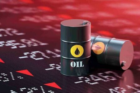 ادامه نگرانی خریداران طلای سیاه / قیمت نفت کاهش یافت