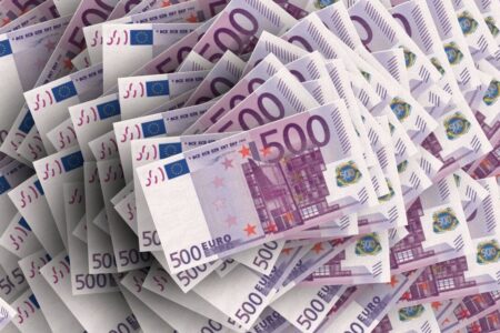 قیمت یورو امروز ۲۰ آبان ماه ۱۴۰۲ در بازار